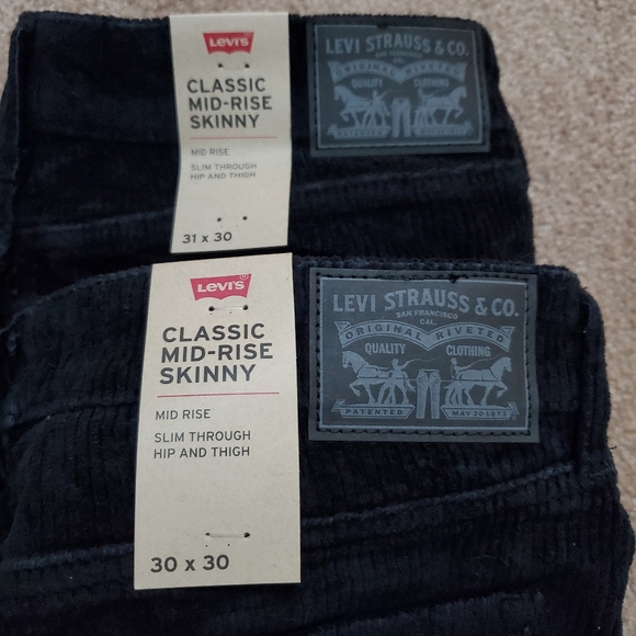 Levis Corduroy Black Classic Mid Rise Skinny Corduroy Jeans Pants size 30 and 31 - Picture 10 of 11